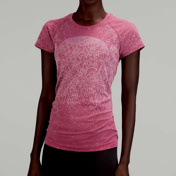 Lululemon Swiftly Tech Short Sleeve Shirt 2.0
Gradient Block Pomegranate - Picture 1 of 8